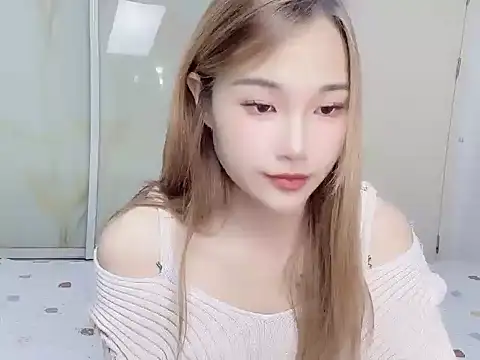 W-Sunflower online show from 10/17/25, 02:19