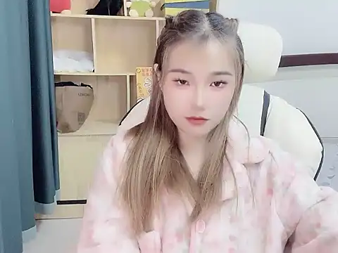 W-Sunflower online show from 11/14/25, 02:10