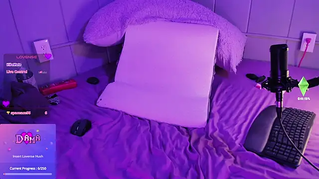 DamaDevotchka online show from 11/16/25, 02:27