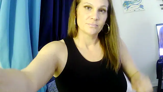 Snapshot of Ariasweetaspie chatting on 01/07/26, 02:05 Ariasweetaspie online show from 01/07/26, 02:05