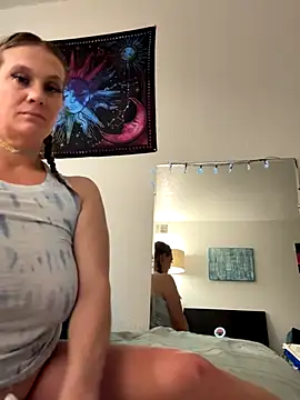 Snapshot of Ariasweetaspie chatting on 12/02/25, 07:43 Ariasweetaspie online show from 12/02/25, 07:43