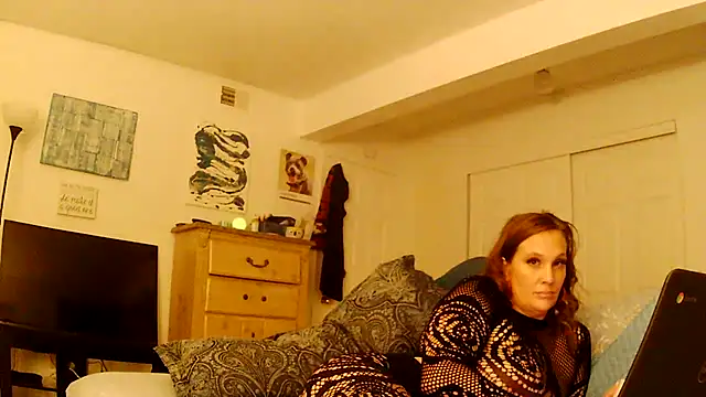 Snapshot of Ariasweetaspie chatting on 11/16/25, 05:12 Ariasweetaspie online show from 11/16/25, 05:12