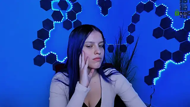 kaela spell  online show from 01/12/26, 08:04