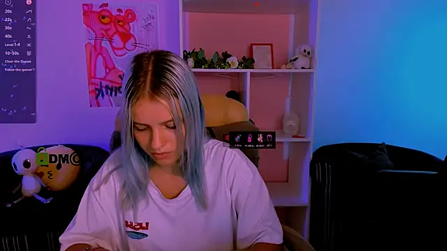 kaela spell  online show from 09/17/25, 07:43