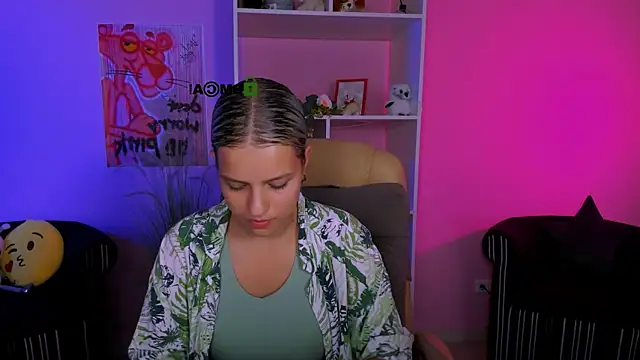 kaela spell  online show from 09/22/25, 09:04