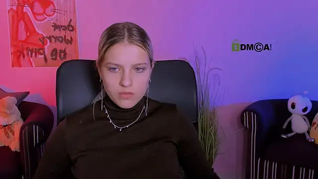 kaela spell  online show from 11/26/25, 12:32