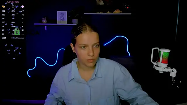 kaela spell  online show from 10/10/25, 01:23