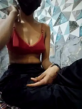 Hotygirl111 online show from 03/03/26, 12:01