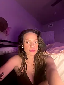 Snapshot of Texxaspearl chatting on 09/22/25, 11:16 Texxaspearl online show from 09/22/25, 11:16