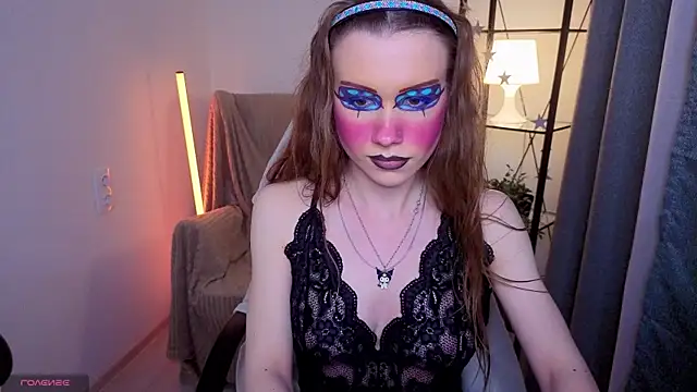 KarenSmitht online show from 04/15/26, 07:58