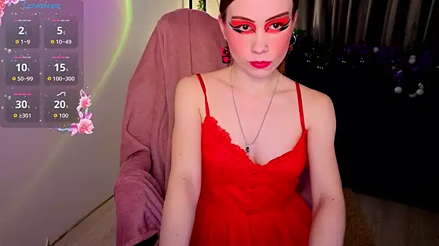 Snapshot of KarenSmitht chatting on 11/19/25, 04:07 KarenSmitht online show from 11/19/25, 04:07