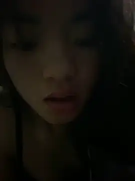 Snapshot of Bella_sexy98 chatting on 10/06/25, 03:02 Bella sexy98 online show from 10/06/25, 03:02