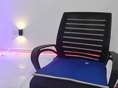  Ameera  online show from 10/28/25, 05:29