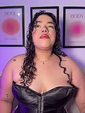 krisstenSantos online show from 06/20/26, 05:29