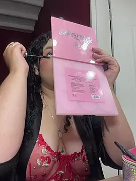 Snapshot of krisstenSantos chatting on 01/14/26, 01:26 krisstenSantos online show from 01/14/26, 01:26