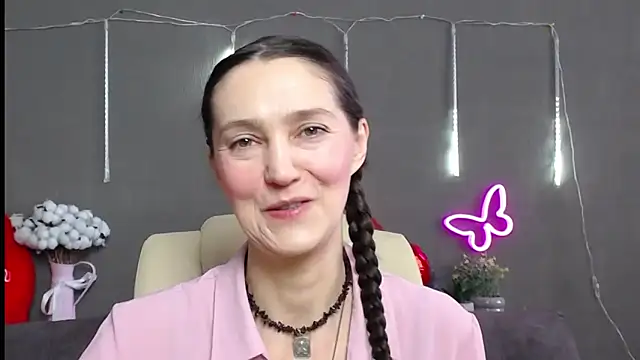 TayaFinch online show from 02/19/26, 01:19