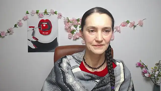 TayaFinch online show from 11/30/25, 01:23