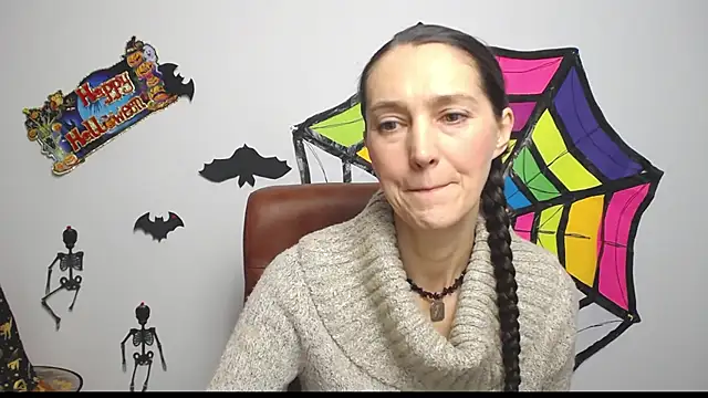 TayaFinch online show from 11/03/25, 01:26