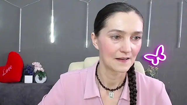 TayaFinch online show from 03/10/26, 01:04