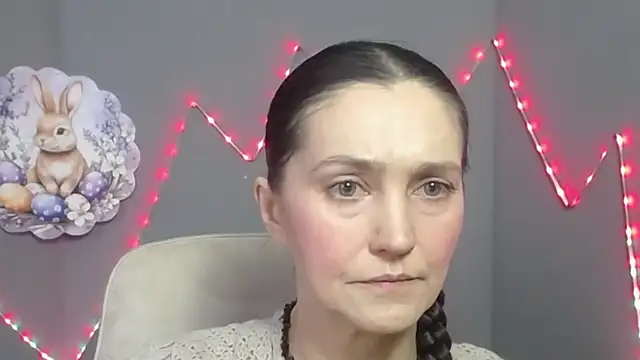 TayaFinch online show from 04/05/26, 12:23