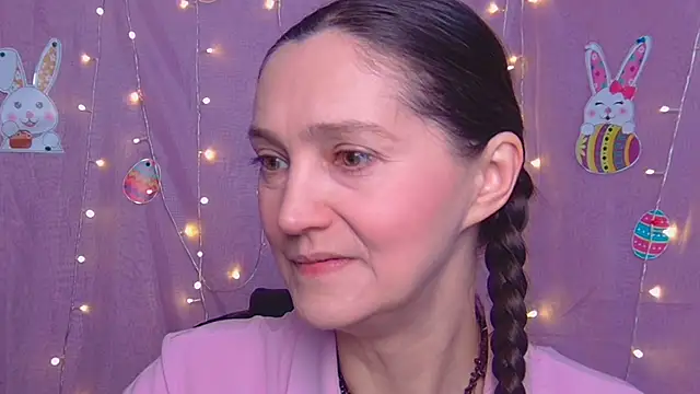 TayaFinch online show from 04/11/26, 12:09