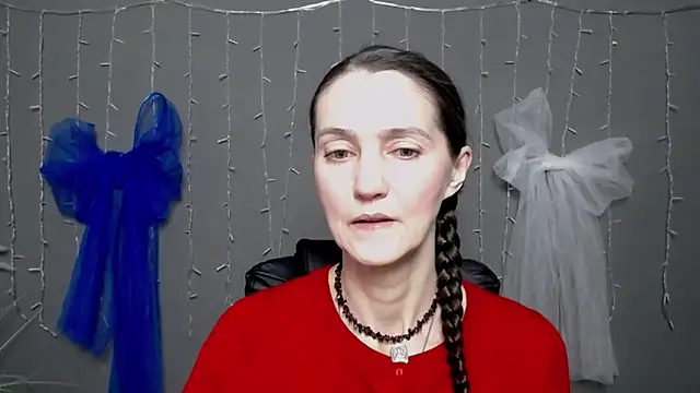 TayaFinch online show from 12/05/25, 07:18