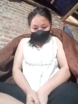 Emmyly 123 online show from 02/04/26, 01:55