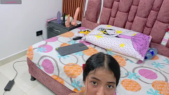 hot couple42 online show from 04/10/26, 07:21