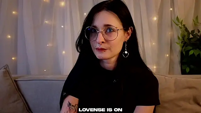 DarcyAspacio online show from 02/28/26, 11:10