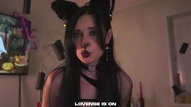 Snapshot of DarcyAspacio chatting on 10/29/25, 11:09 DarcyAspacio online show from 10/29/25, 11:09