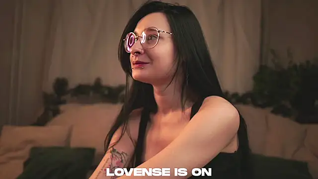 DarcyAspacio online show from 01/16/26, 11:25