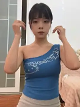 qiqi x online show from 03/02/26, 02:02