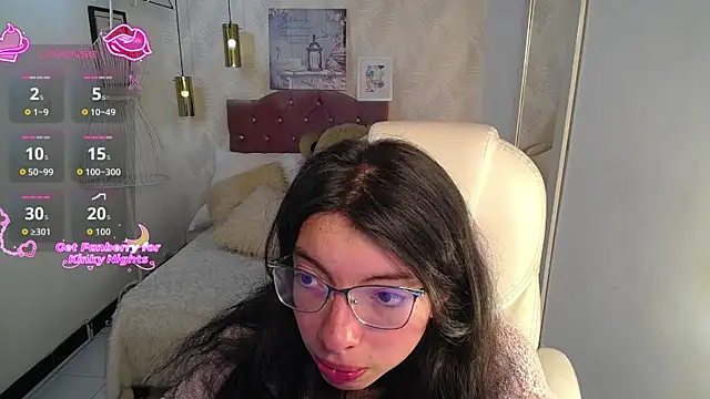 alllyson  online show from 11/04/25, 07:39