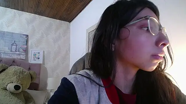 alllyson  online show from 12/05/25, 08:17