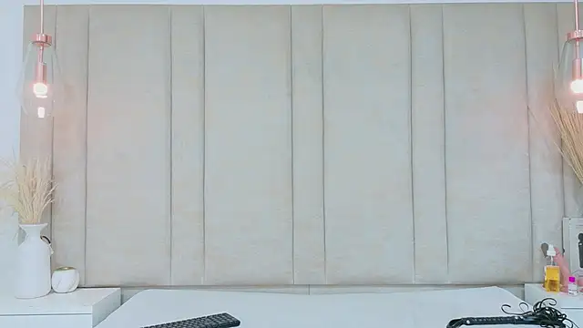 ChantalBlaiir online show from 12/02/25, 12:11