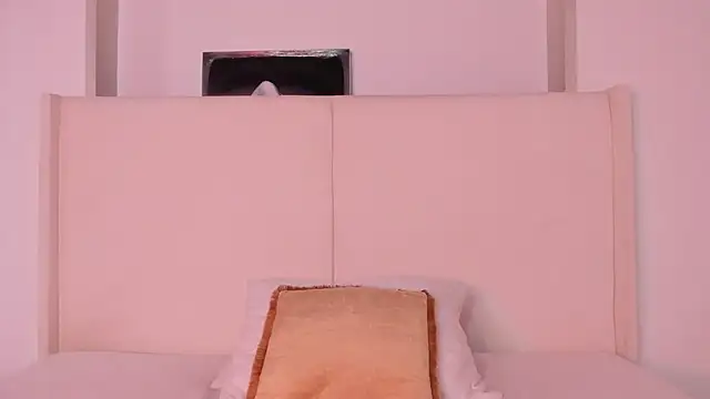 Sofi glow online show from 04/16/26, 09:39