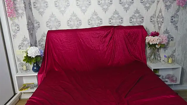 LilyannRosse online show from 04/11/26, 07:16