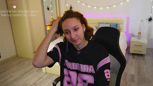 LilyannRosse online show from 10/28/25, 07:07