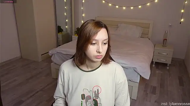 LilyannRosse online show from 11/08/25, 07:12