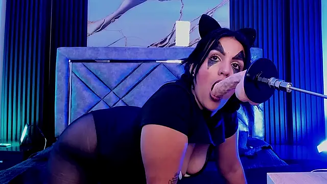 Snapshot of Daniwhatson chatting on 10/26/25, 12:22 Daniwhatson online show from 10/26/25, 12:22