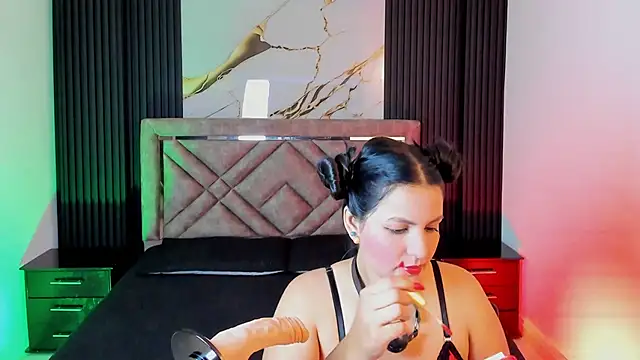 Snapshot of Daniwhatson chatting on 11/02/25, 03:33 Daniwhatson online show from 11/02/25, 03:33