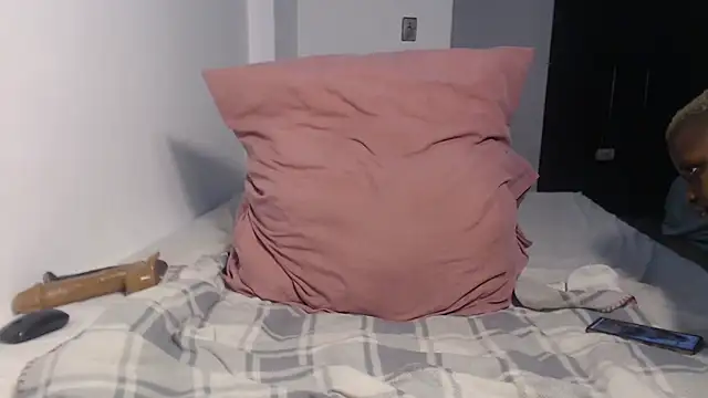 Snapshot of lady-zeei chatting on 03/28/26, 06:09 lady-zeei online show from 03/28/26, 06:09