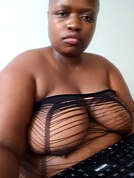 Snapshot of lady-zeei chatting on 04/12/26, 03:04 lady-zeei online show from 04/12/26, 03:04