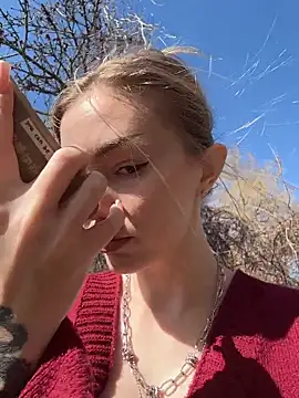 MilaMoone online show from 03/12/26, 10:19