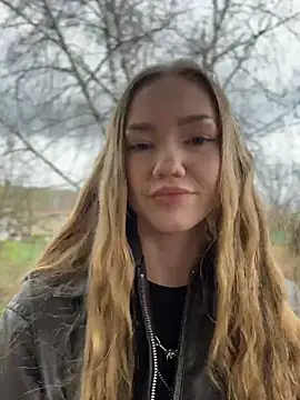 MilaMoone online show from 04/03/26, 12:44