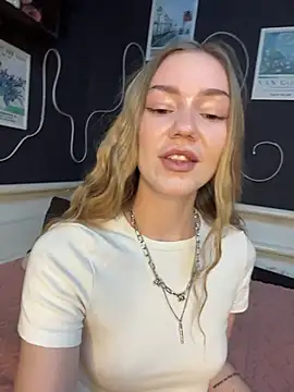 MilaMoone online show from 03/21/26, 11:03