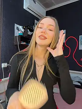 MilaMoone online show from 02/21/26, 10:28