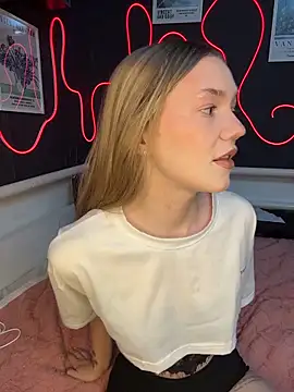 MilaMoone online show from 02/26/26, 11:21