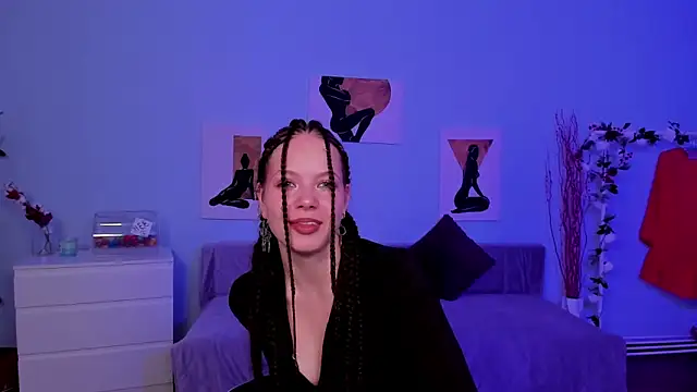 Snapshot of BetsyKiss chatting on 10/17/25, 05:55 BetsyKiss online show from 10/17/25, 05:55