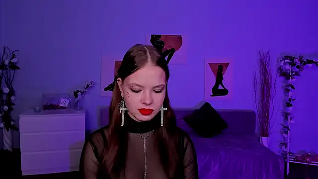 Snapshot of BetsyKiss chatting on 12/04/25, 05:12 BetsyKiss online show from 12/04/25, 05:12